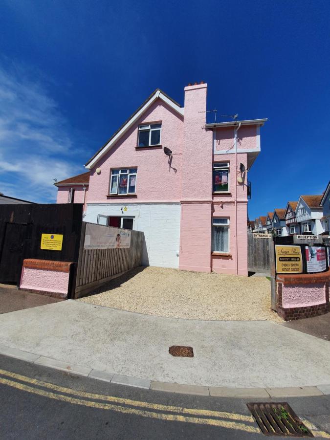 Barbie House: Beachfront Apartments with Beauty Amenities Paignton Exterior photo